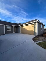 774 E Cottage Loop in Gardnerville, NV - Building Photo