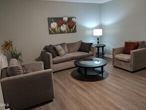 409 Rose Ln in Raleigh, NC - Building Photo - Building Photo