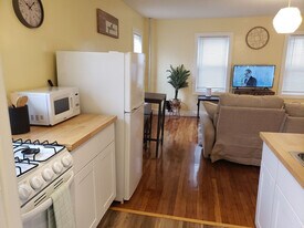 59 Dartmouth Ave in Providence, RI - Building Photo