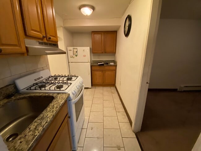 400 Broadway, Unit 3