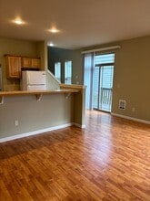 1021 NE Kayak Loop in Bend, OR - Building Photo - Building Photo