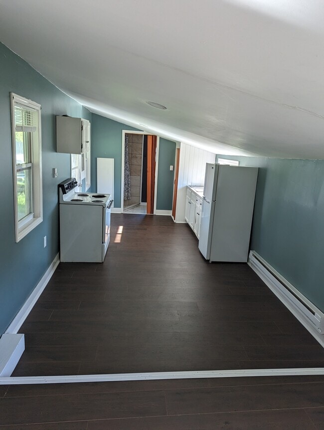 property at 1033 Myers Ave