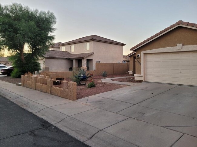 12406 W Pershing St in El Mirage, AZ - Building Photo - Building Photo