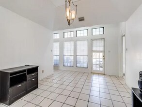 5910 Buffridge Trail in Dallas, TX - Building Photo - Building Photo