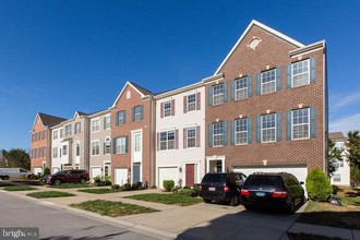 7831 River Rock Way in Columbia, MD - Building Photo - Building Photo