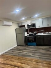 136 Johnston St in Newburgh, NY - Building Photo - Building Photo