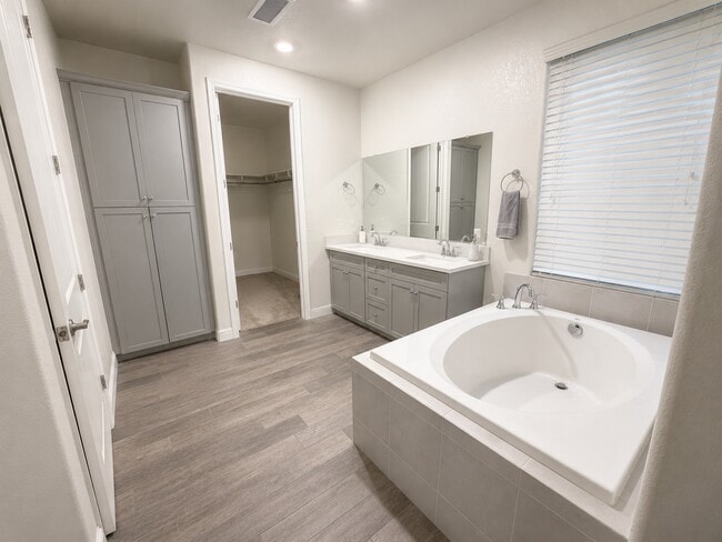 property at 11449 N Via Campagna Dr