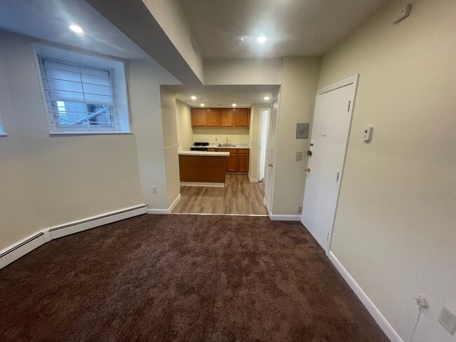 183 Thorndike St in Brookline, MA - Building Photo - Building Photo