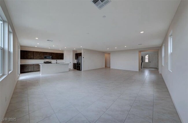 property at 5668 Hill Spire St