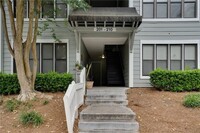 209 Summit N Dr NE in Atlanta, GA - Building Photo - Building Photo