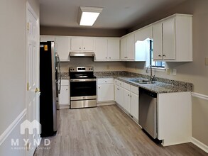 4020 Hudson Dr in Cumming, GA - Building Photo - Building Photo