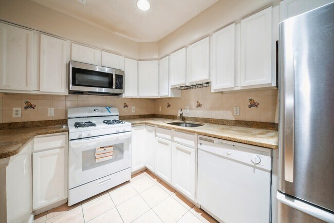 5 Hancock Ave in Jersey City, NJ - Building Photo - Building Photo