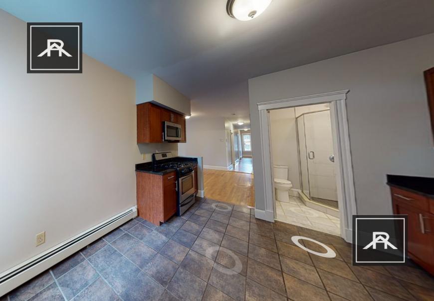 13 Beacon St in Somerville, MA - Building Photo