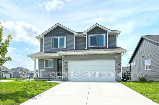 property at 1255 NW Pne Blf Cir