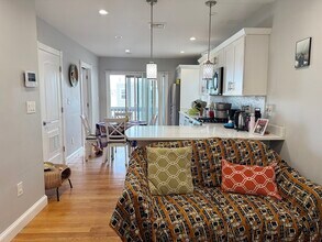 59 Saratoga St in Boston, MA - Building Photo - Building Photo