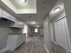 1425 Toni St in Pensacola, FL - Building Photo - Building Photo