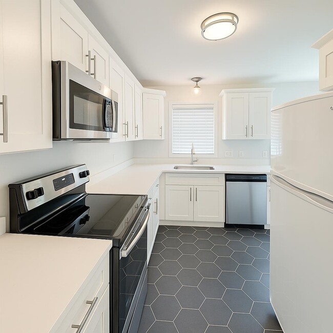 1500 Ivy Rd in Memphis, TN - Building Photo - Building Photo