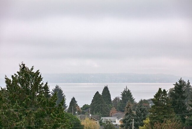 property at 6041 California Ave SW