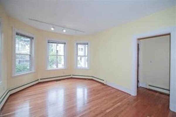 60 Highland Ave