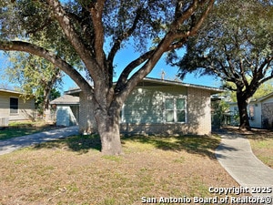 property at 335 Saratoga Dr