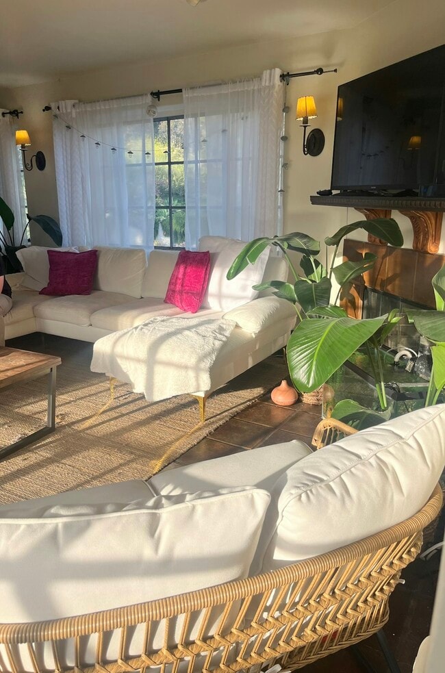 3631 Manchester Ave in Encinitas, CA - Building Photo - Building Photo