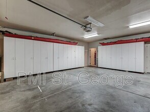 621 Rolling Hills Dr in Saint George, UT - Building Photo - Building Photo