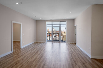 926 E 43rd St in Chicago, IL - Building Photo - Building Photo