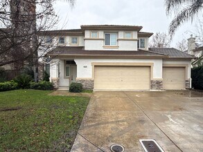 4050 Pine Lake Cir in Stockton, CA - Building Photo - Building Photo