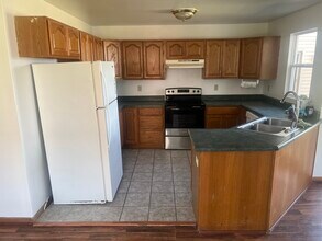 2520 E Clark St in Diamond, IL - Building Photo - Building Photo