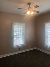 524 W 9th St in Junction City, KS - Building Photo - Building Photo