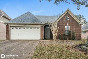 4112 Fairway View Cir W