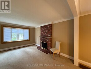 12 Monkton Ave in Toronto, ON - Building Photo - Building Photo