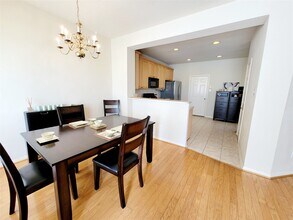 2111 Grand Terrace in Sugar Land, TX - Building Photo - Building Photo