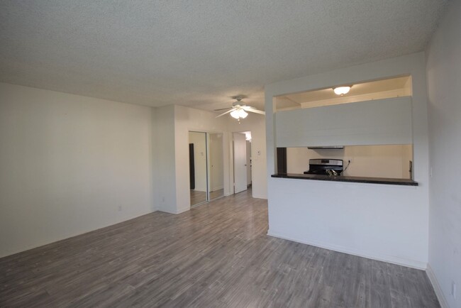 12255 Burbank Blvd, Unit 229 in Los Angeles, CA - Building Photo - Building Photo