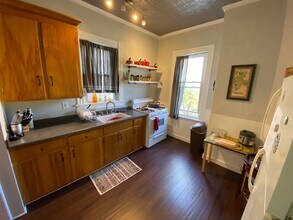 91 S Washington St., Unit Down in Rochester, NY - Foto de edificio - Building Photo