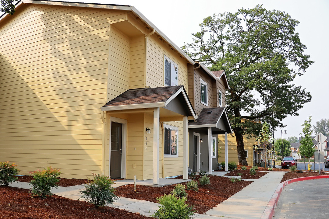 The Crossings Townhomes in Vancouver, WA - Foto de edificio