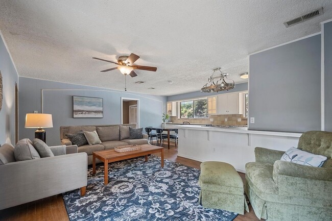 1600 Cindy Ct in Arlington, TX - Building Photo - Building Photo