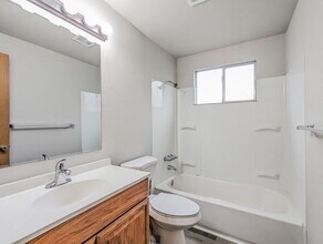 130 Gilman Ave in Arlington, WA - Building Photo - Building Photo