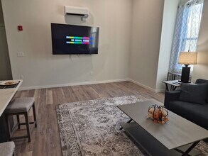 36 Pleasant St in Claremont, NH - Building Photo - Building Photo