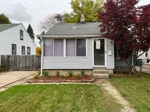 715 Donald Ave in Royal Oak, MI - Building Photo - Building Photo