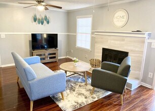 175 Michael Dr in Lawrenceville, GA - Building Photo - Building Photo