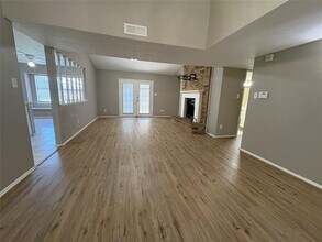 455 Everest Ct in Cedar Hill, TX - Building Photo - Building Photo