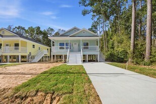 1915 Ross Ave in Cleveland, TX - Building Photo