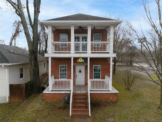 property at 66 Weyman Ave SW