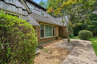 6700 Middleboro Dr in Raleigh, NC - Building Photo - Building Photo