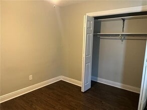 504 Gardenia St in La Place, LA - Building Photo - Building Photo