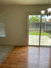 3762 Beam Ave in Merced, CA - Building Photo - Building Photo