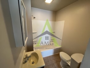 2410 Indianapolis Ave in Indianapolis, IN - Building Photo - Building Photo