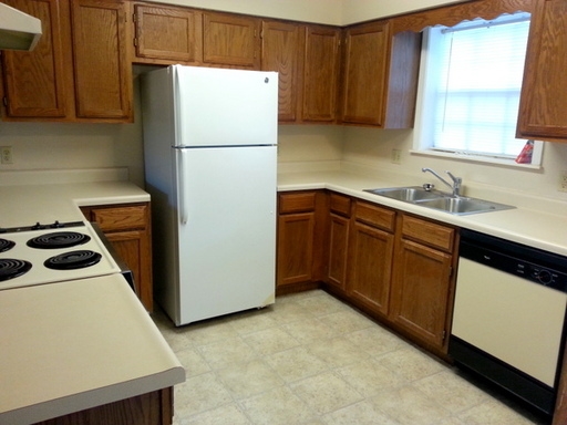 Fisher Creek Apartments in Kimberling City, MO - Building Photo - Interior Photo