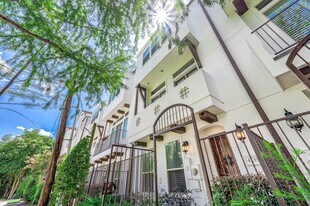 4235 Feagan St in Houston, TX - Building Photo